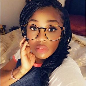 Meet your Posher, Conoah